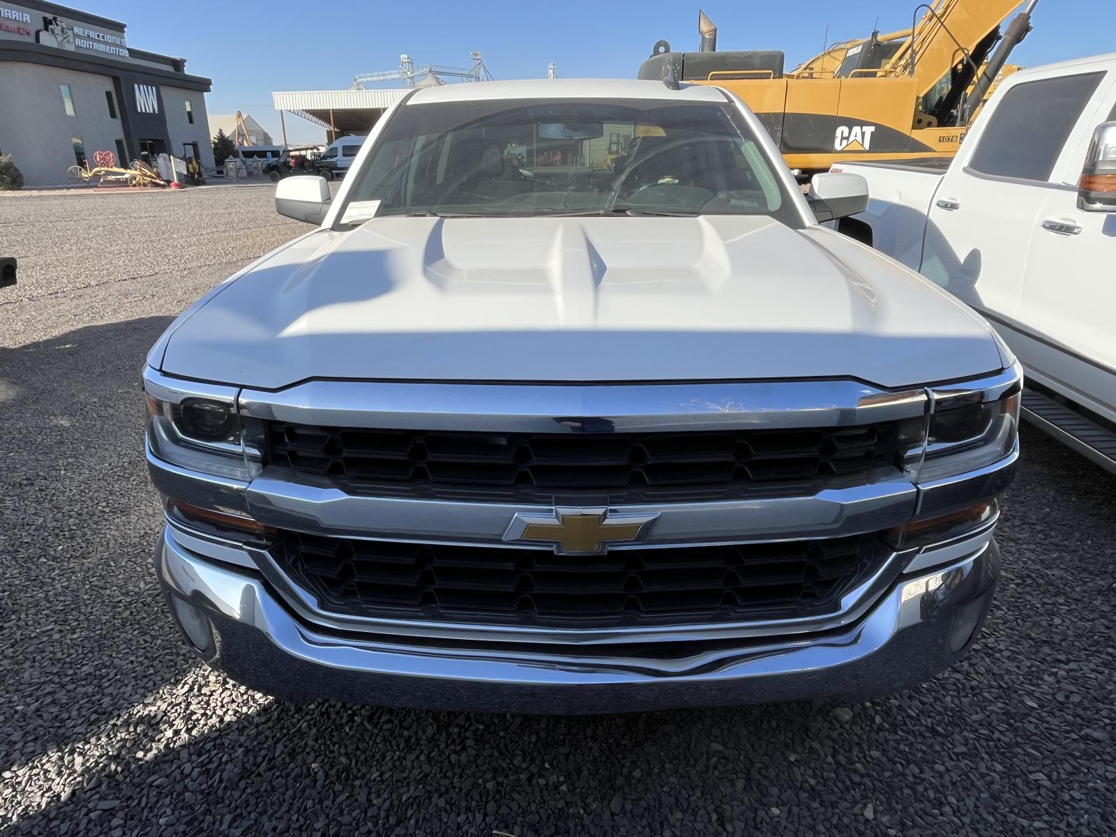 ./imagenes/INVOICE/2019/17928/CHEVROLET-SILVERADO-1500 (5).JPG